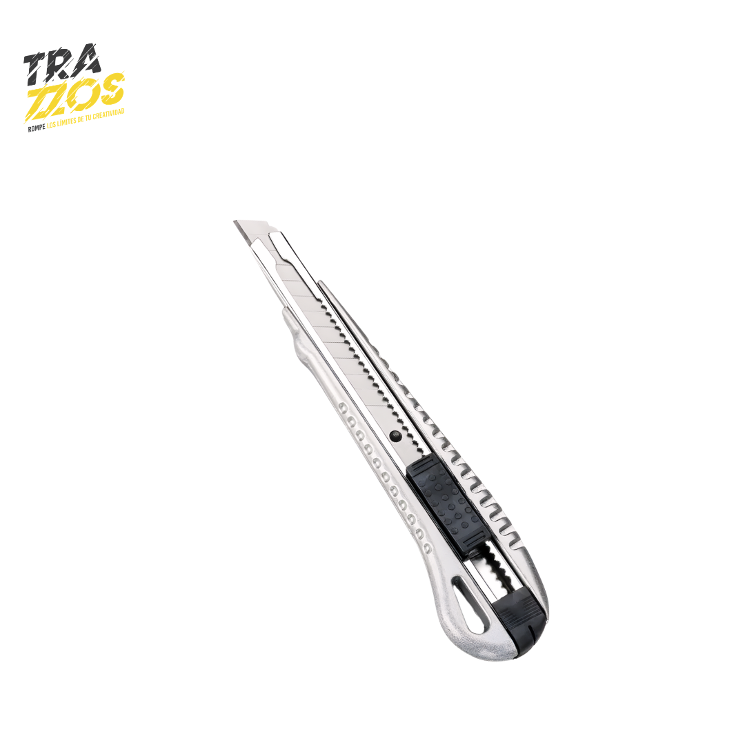 Bisturí pequeño metalico 9mm corte fino 